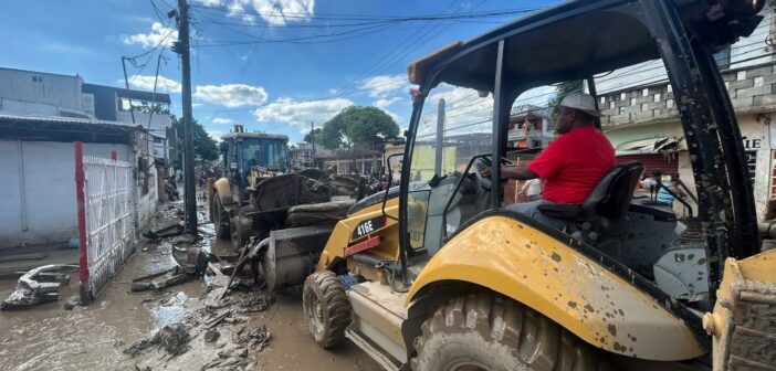 Continúan incomunicadas 23 comunidades del norte de Veracruz tras inundaciones