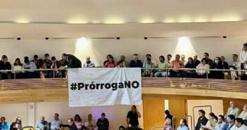 Red UV por la Legalidad pide a Consejo Universitario General destitución del rector y de la Junta de Gobierno en sesión del 15 de diciembre: consejeros fueron designados “para defender a la Universidad, no para respaldar a un tirano”