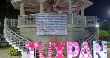 Colocan narcomantas en Tuxpan, Veracruz; el mensaje iba dirigido al alcalde y al director de la policía municipal de ese puerto