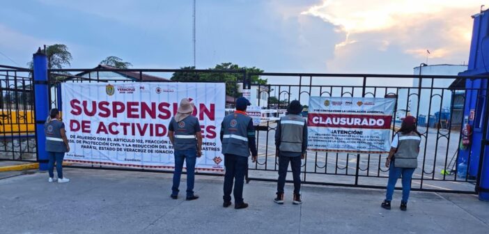 Suspenden actividades de alcoholera en Nopaltepec tras mortandad de peces