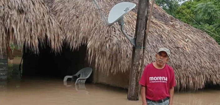 “En un mes nos levantamos”, presume Nahle; un año después de inundaciones, damnificados de Poza Rica siguen sin recuperar sus hogares