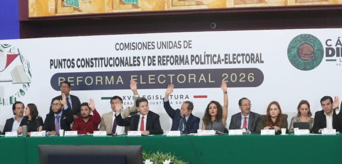 Morena aprueba en comisiones reforma electoral sin apoyo del PVEM y el PT