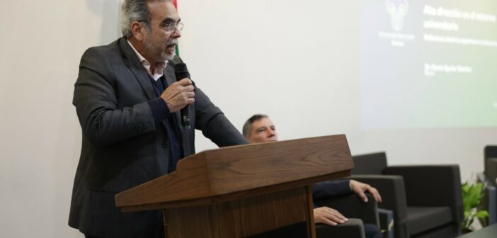 Ninguna autoridad judicial avaló la “prórroga” otorgada a Martín Aguilar como rector de la UV, tribunales solo se declararon incompetentes para analizar amparos, asevera Red UV por la Legalidad Ninguna autoridad judicial avaló la “prórroga” otorgada a Martín Aguilar como rector de la UV, tribunales solo se declararon incompetentes para analizar amparos, asevera Red UV por la Legalidad