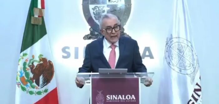 Gobernador morenista de Sinaloa, Rubén Rocha, pide licencia mientras enfrenta dura investigación en su contra por narcotráfico