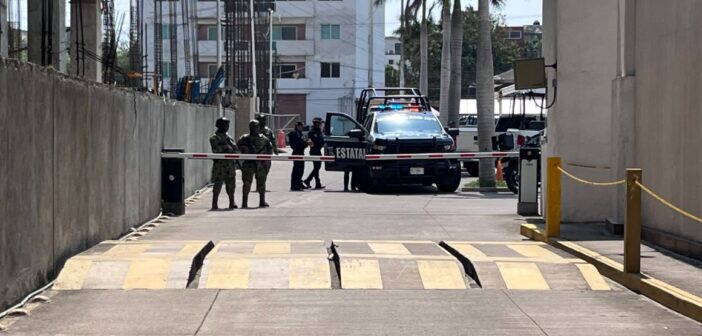 Asaltan y hieren a presunto empleado de la gobernadora Rocío Nahle en Boca del Río y le roban más de 500 mil pesos en plaza comercial; dice gobierno que víctima «desempeña en labores operativas de una empresa privada»