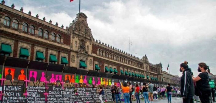 Feminicidio en México registra cifra récord en 2021 con más de mil víctimas
