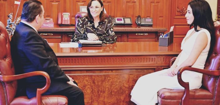 Cambio en el gabinete: se va Ramón Santos de Contraloría y designa Nahle a Bárbara Galindo como encargada de despacho; era enlace del gobierno con la Auditoría Superior de la Federación Cambio en el gabinete: se va Ramón Santos de Contraloría y designa Nahle a Bárbara Galindo como encargada de despacho; era enlace del gobierno con la Auditoría Superior de la Federación