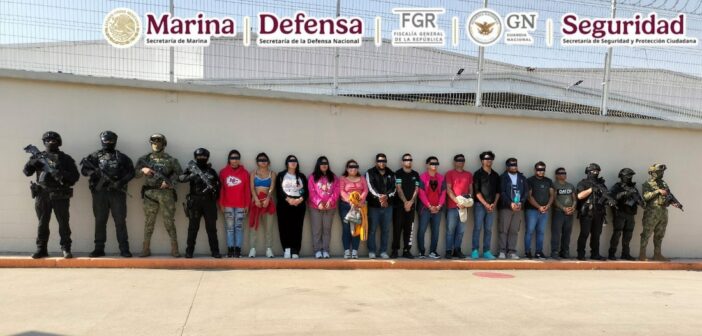 Detienen a 14 en zona conurbada Veracruz-Boca del Río; los vinculan con célula regional del CJNG Detienen a 14 en zona conurbada Veracruz-Boca del Río; los vinculan con célula regional del CJNG