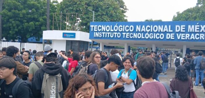 Evacuan a más de 6 mil personas del Tecnológico de Veracruz por hallazgo de sustancia explosiva en laboratorio