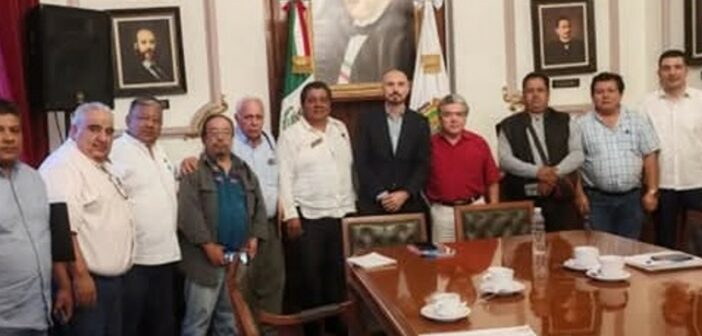 Que siempre no: doblan taxistas a gobierno de Nahle y se mantienen tarifas de entre 40 y 70 pesos en Xalapa, a cambio de no colapsar la ciudad este miércoles