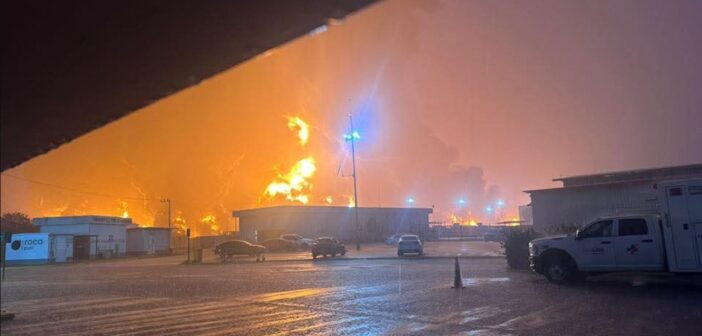 Sheinbaum asegura que la refinería de Dos Bocas opera al 100% tras explosión que dejó cinco muertos; insiste en que siniestro fue “en la parte exterior” de la planta