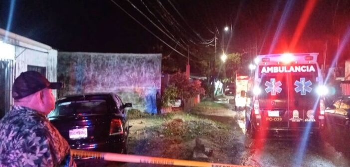 Frente frío 2 deja 10 muertos en el sur de Veracruz; dos familias víctimas de derrumbe e intoxicación en Villa Allende y Las Choapas