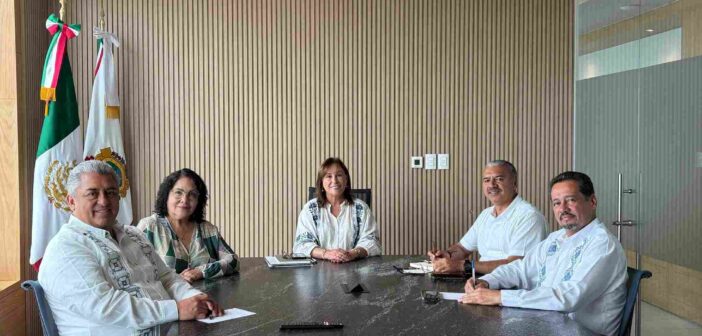 Nahle y Tello se reúnen con líderes del SNTE para llevar “propuesta” de Veracruz a la SEP sobre modificación al calendario escolar; excluyen a los demás sindicatos magisteriales de la entidad