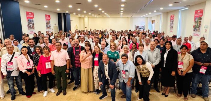 Somos México nombra a Julio Javier González Suárez como dirigente estatal en Veracruz y perfila su estructura rumbo a 2027 con experredistas y expanistas Somos México nombra a Julio Javier González Suárez como dirigente estatal en Veracruz y perfila su estructura rumbo a 2027 con experredistas y expanistas