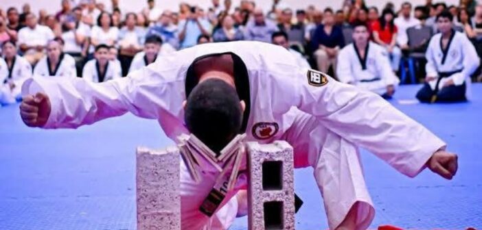 Demandan 900 atletas de taekwondo y sus familias que no se cancele etapa estatal de los Juegos Deportivos CONADE por falta de recursos: “el que no está listo es Gobierno del Estado de Veracruz” Demandan 900 atletas de taekwondo y sus familias que no se cancele etapa estatal de los Juegos Deportivos CONADE por falta de recursos: “el que no está listo es Gobierno del Estado de Veracruz”