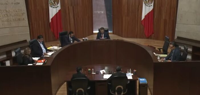 TEPJF frena al INE: sarcasmo, ironía y sátira no podrán ser usados para “medir” descalificaciones en noticieros